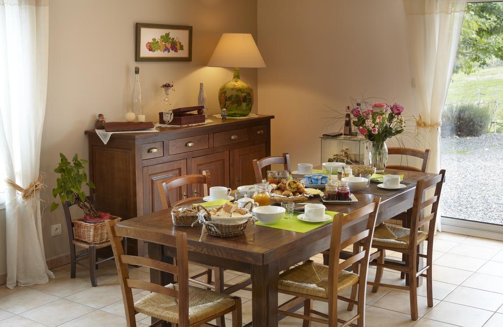 La Bergerie Bed & Breakfast Pollionnay Exterior foto