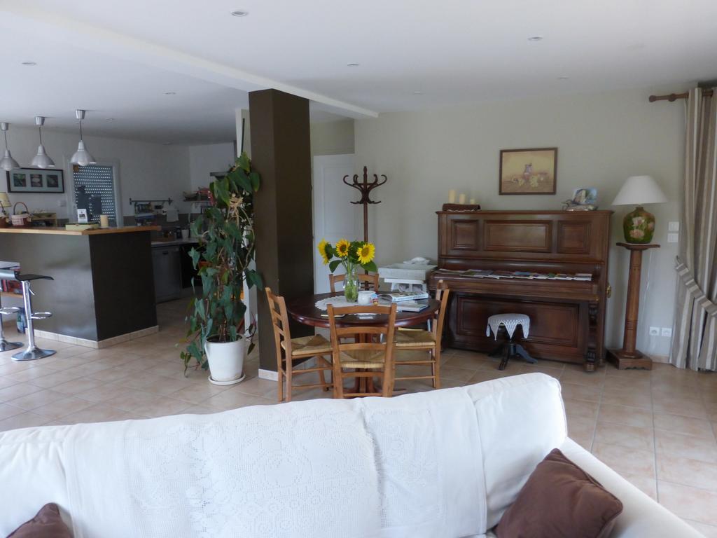 La Bergerie Bed & Breakfast Pollionnay Exterior foto