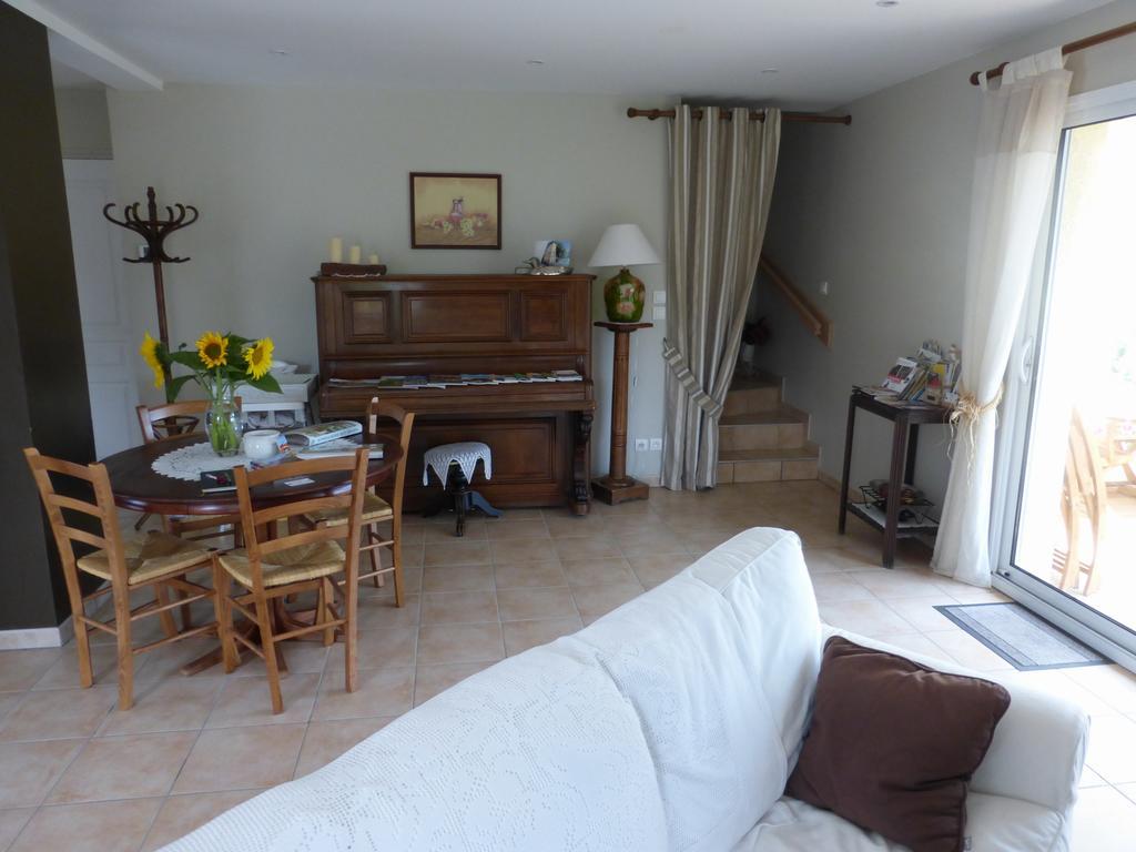 La Bergerie Bed & Breakfast Pollionnay Exterior foto