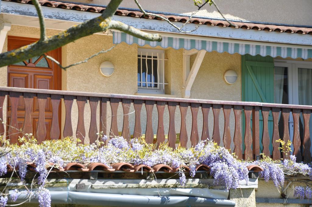 La Bergerie Bed & Breakfast Pollionnay Exterior foto