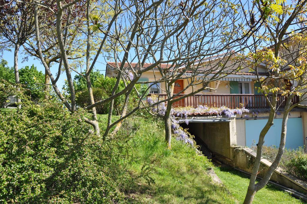 La Bergerie Bed & Breakfast Pollionnay Exterior foto