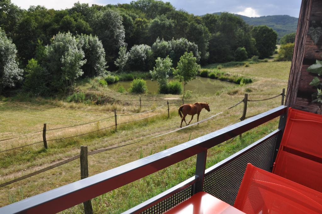 La Bergerie Bed & Breakfast Pollionnay Exterior foto