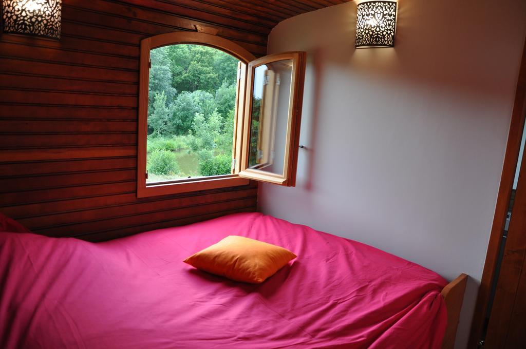 La Bergerie Bed & Breakfast Pollionnay Exterior foto